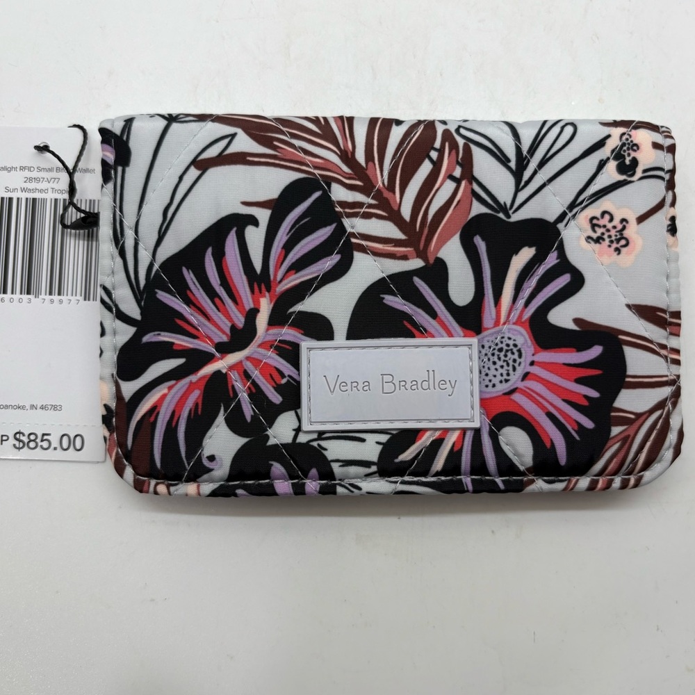 Vera Bradley ultralight RFID Small Bifold
Wallet Sun Washed Tropical retail $85